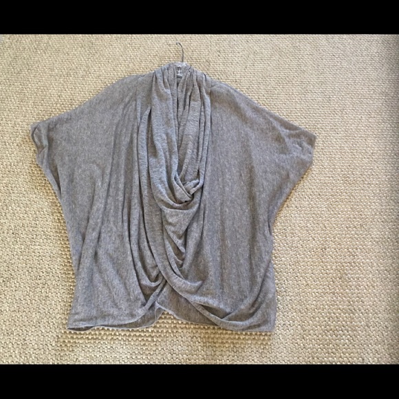 COS OVERSIZED LINEN DRAPED SWEATER SIZE XS/S . - Picture 2 of 6